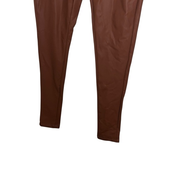 Ookie & lala tan vegan leather skinny pants leggings medium M like new - Picture 2 of 5